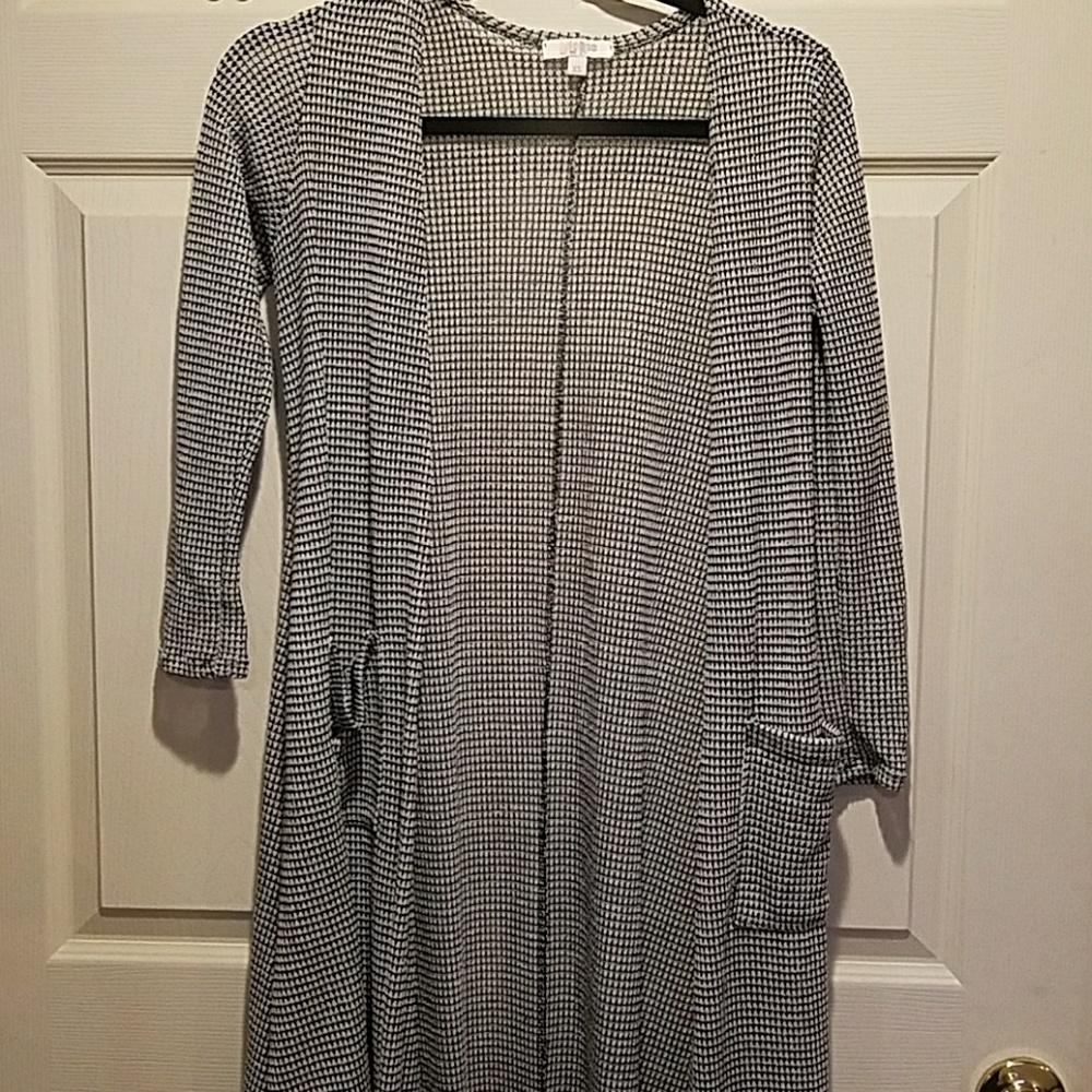 Lularoe sarah